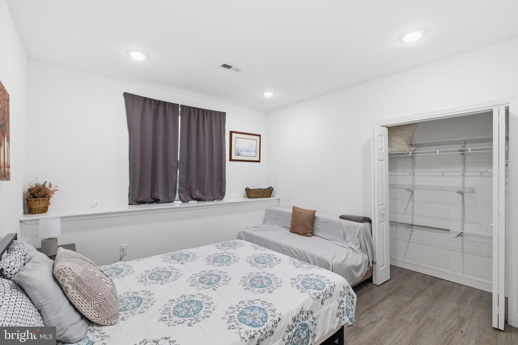 925 N BROAD STREET 29 4D