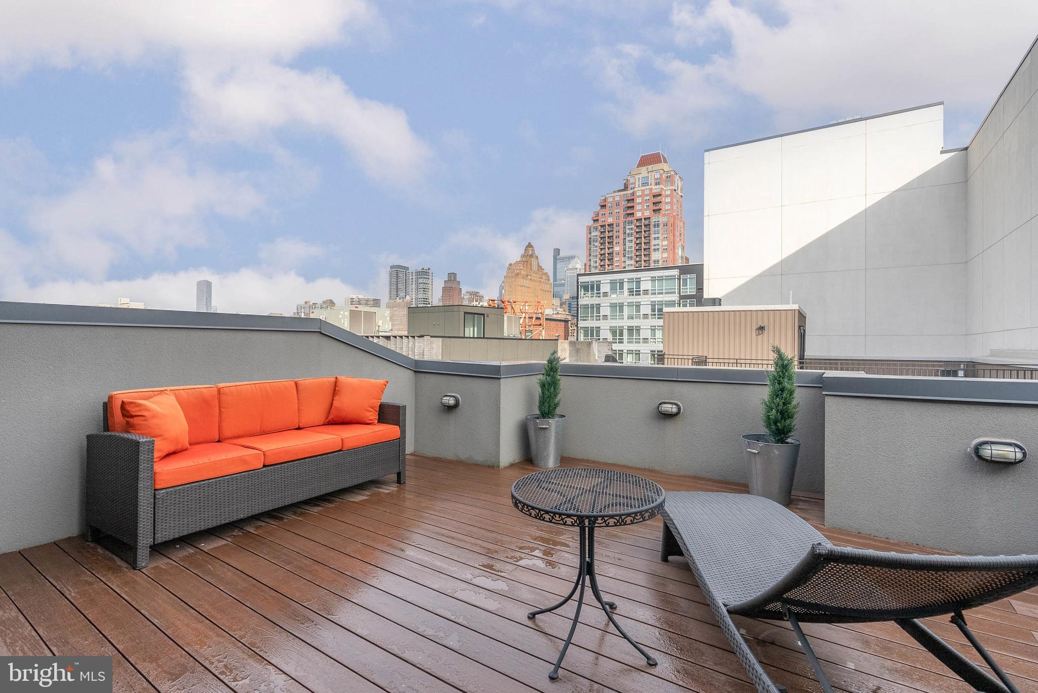 1338 KATER STREET 42