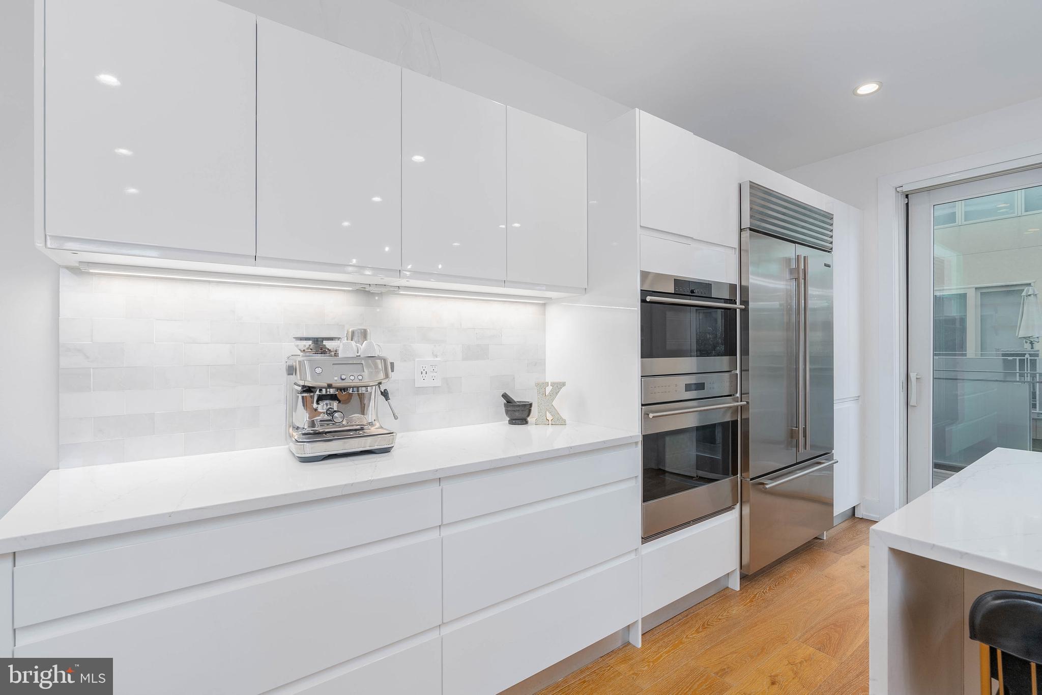 1338 KATER STREET 42