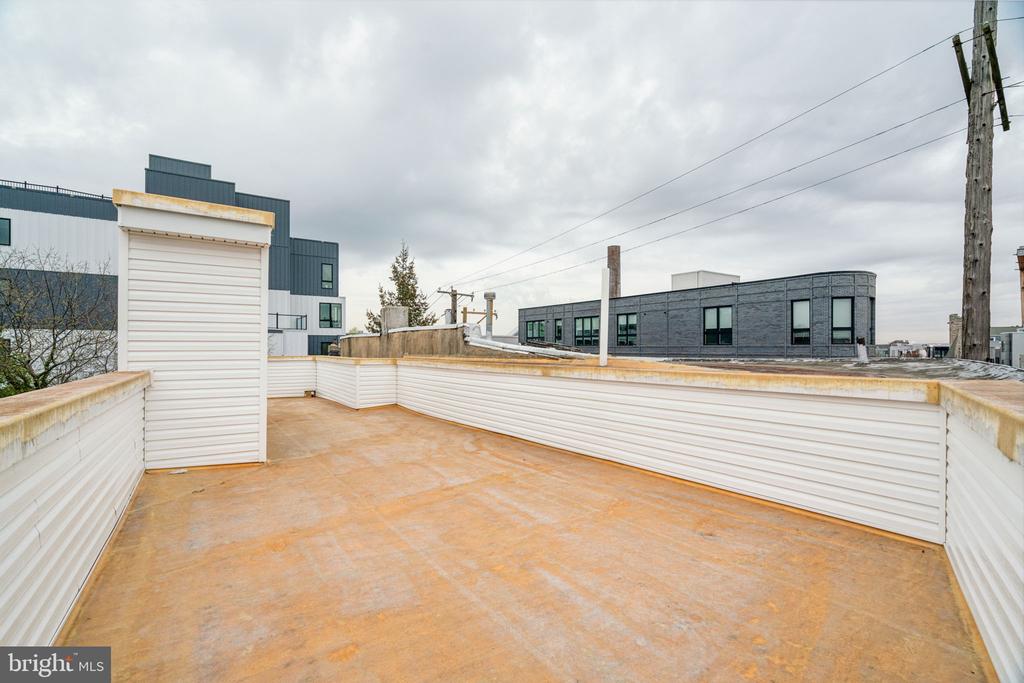 2330 FRANKFORD AVENUE 3