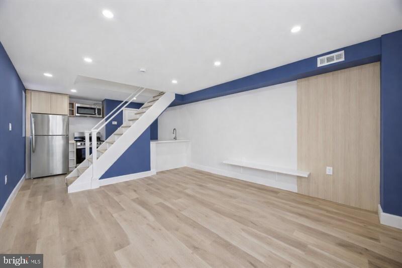 4522 BAKER STREET 11