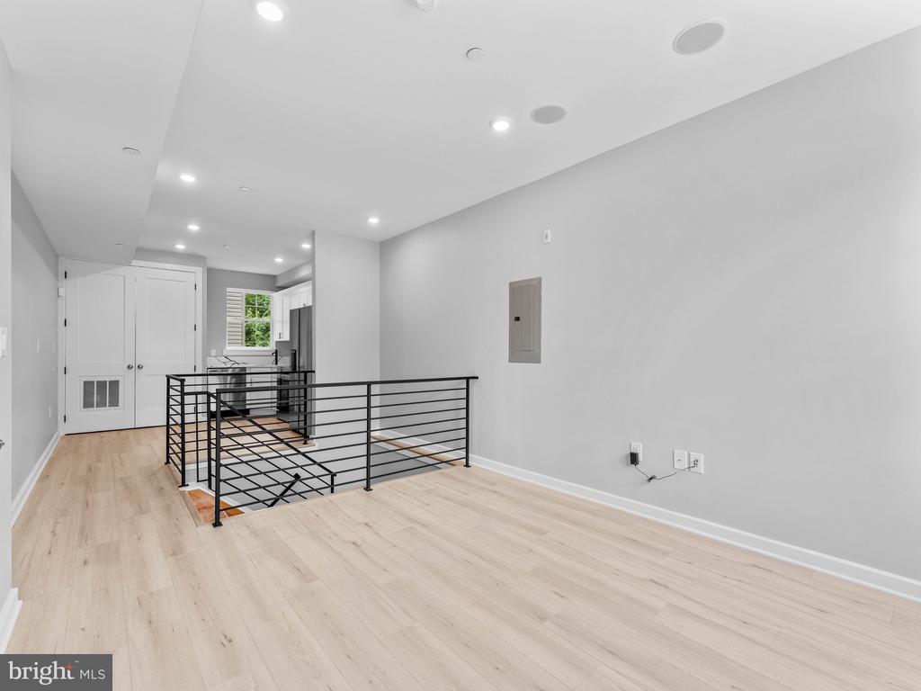 1682 N 54TH STREET