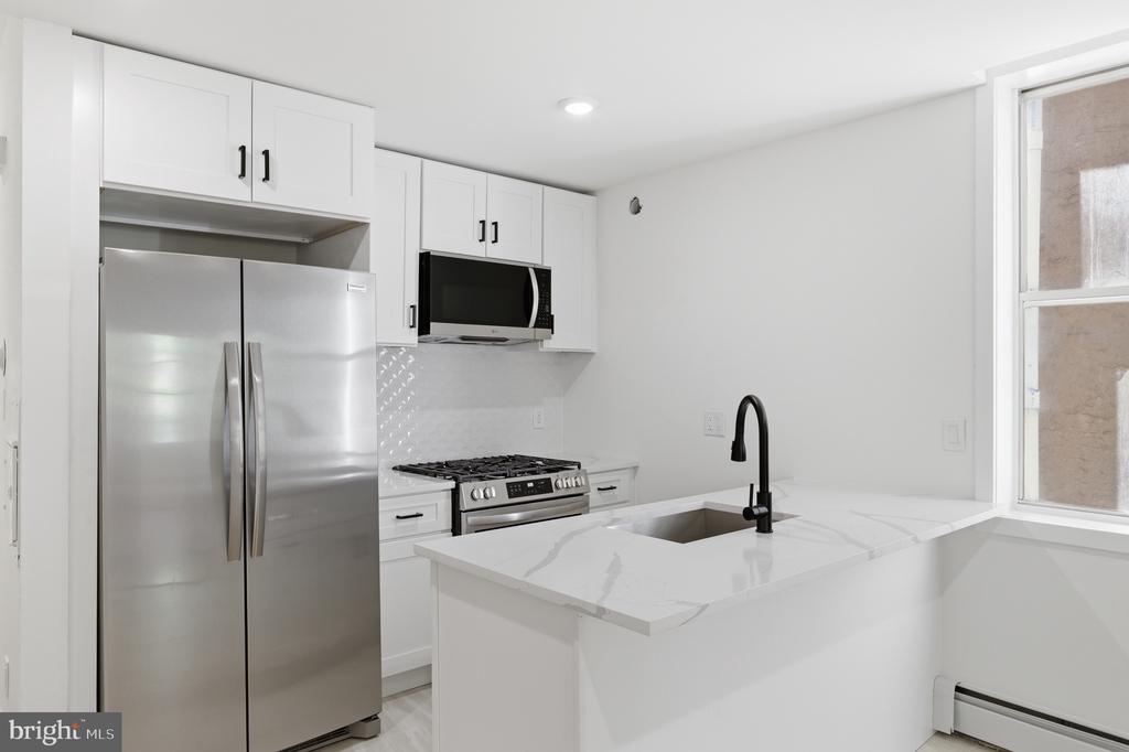935 E PASSYUNK AVENUE B