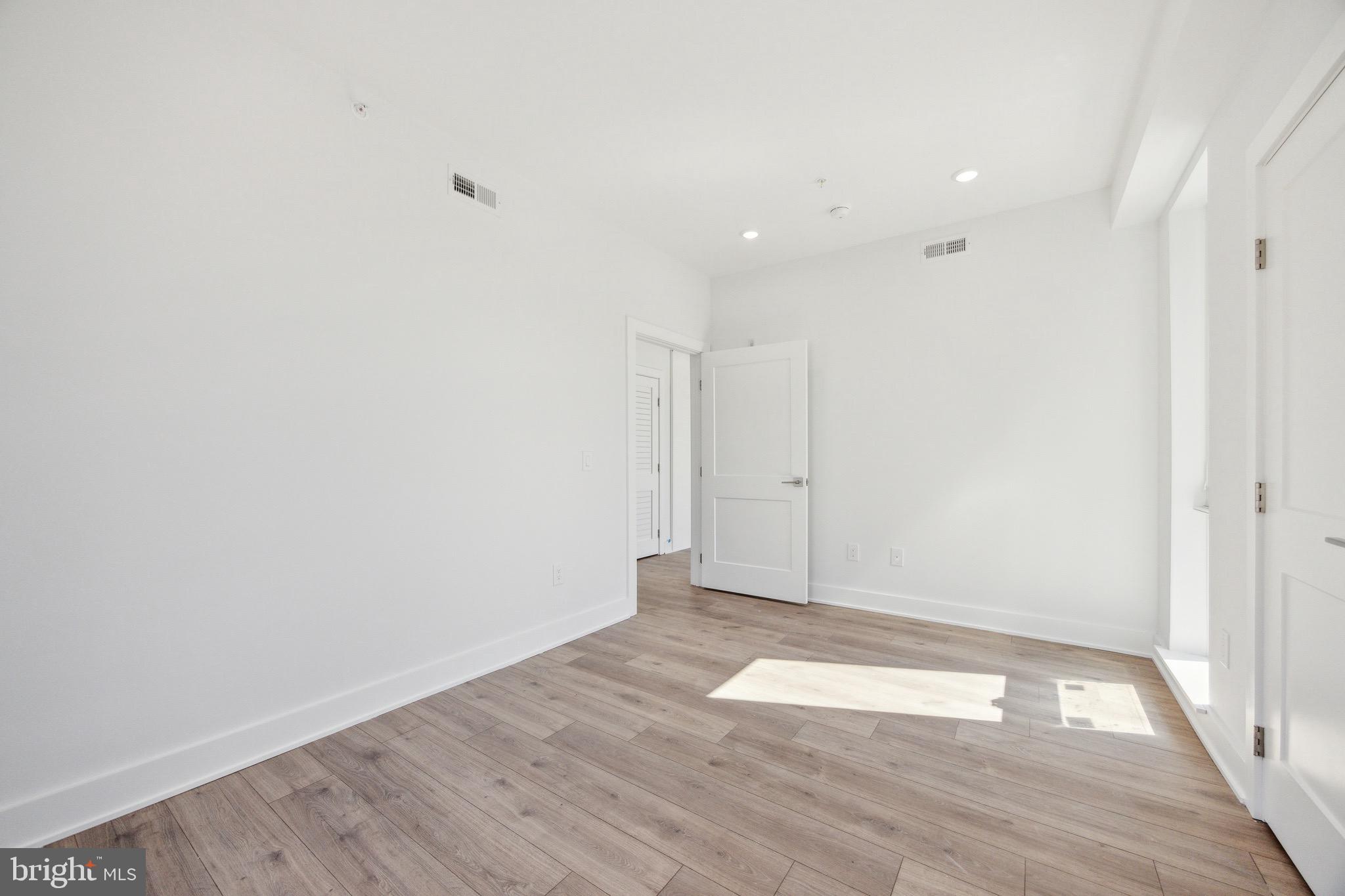 1350 N FRONT STREET 303