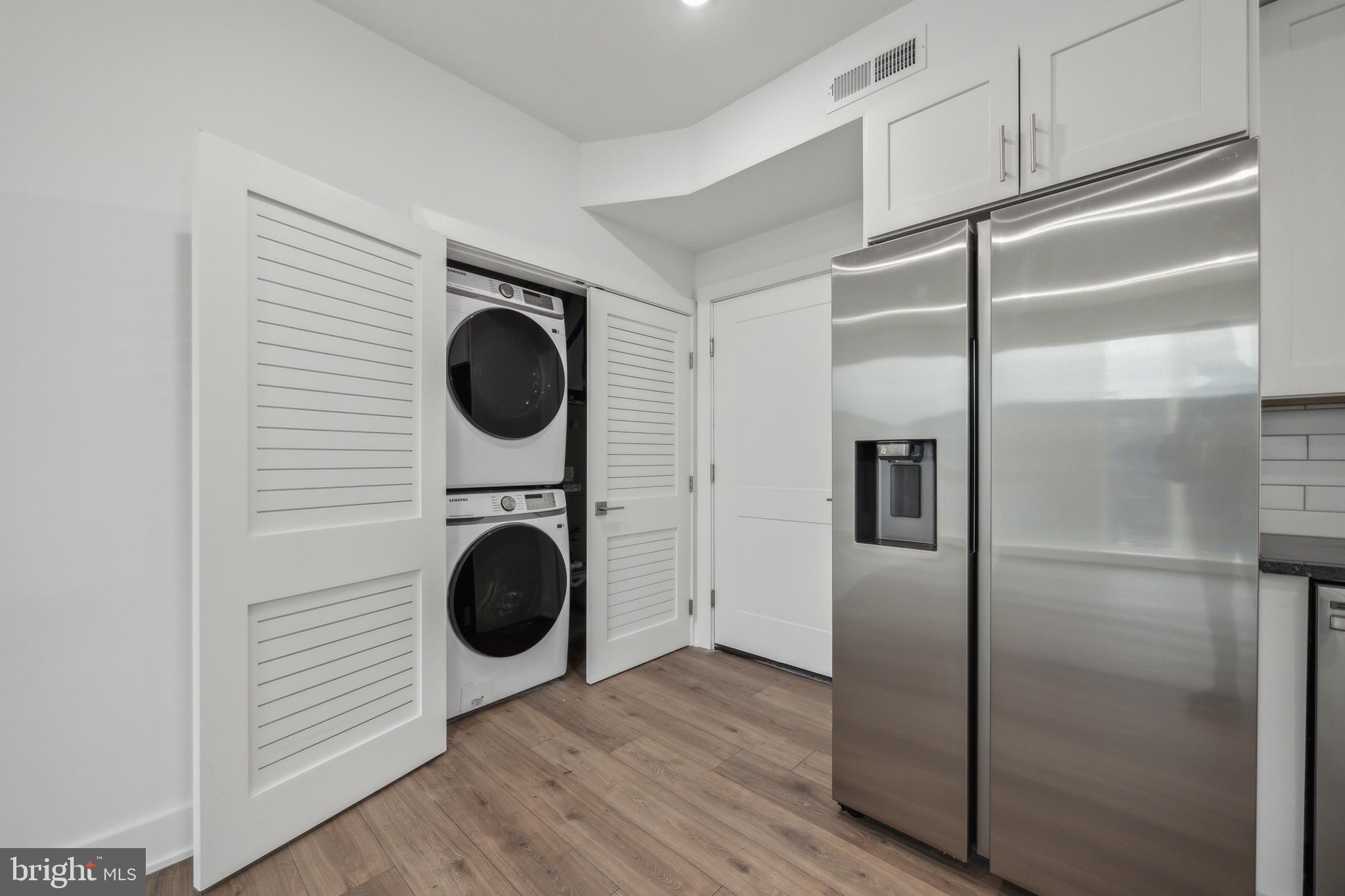 1350 N FRONT STREET 403