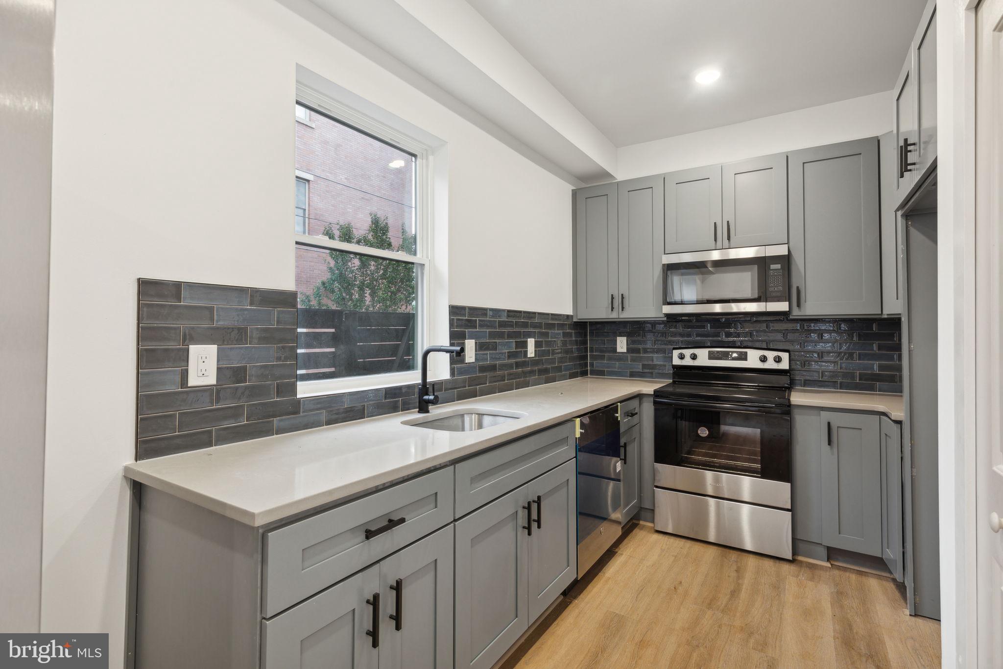 1214 S 15TH STREET B
