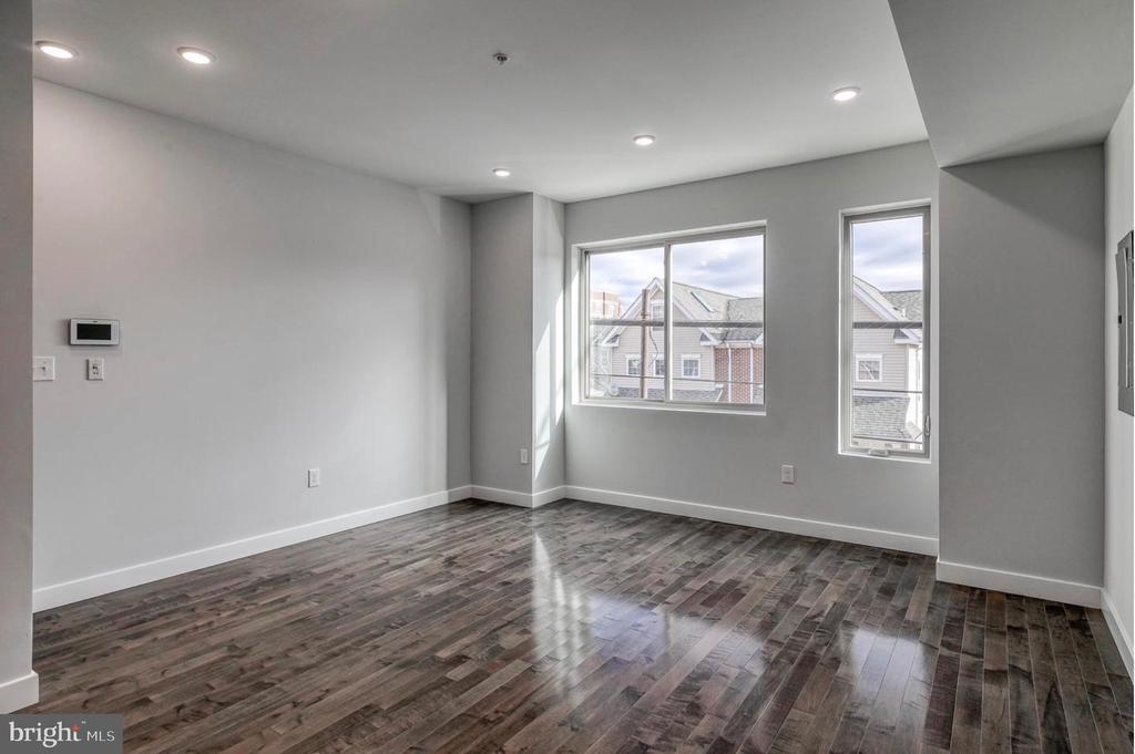 1940 N 8TH STREET 2