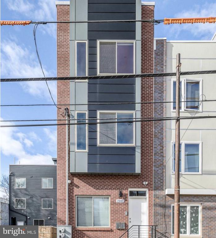 1940 N 8TH STREET 2
