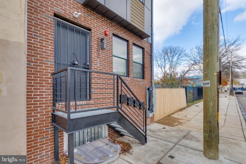 2502 N 10TH STREET 2