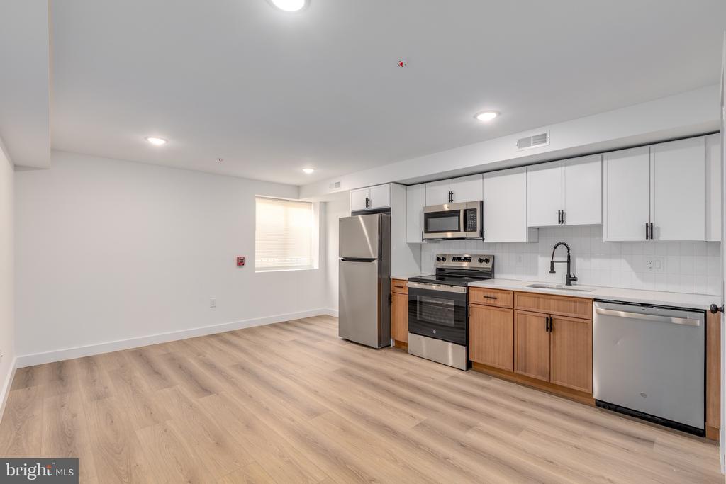 2502 N 10TH STREET 2