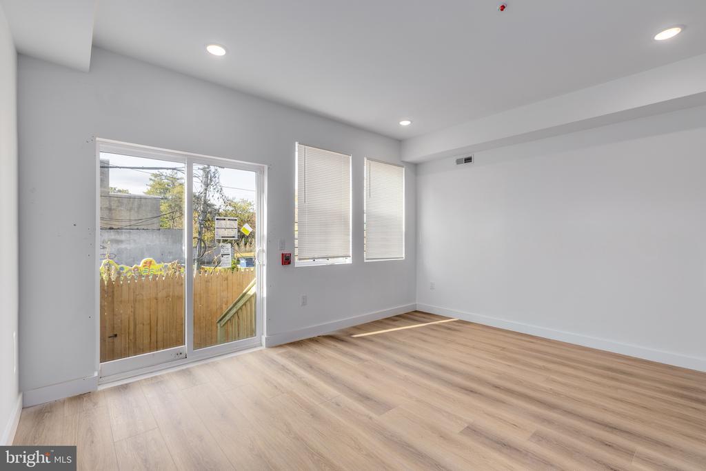 2502 N 10TH STREET 2