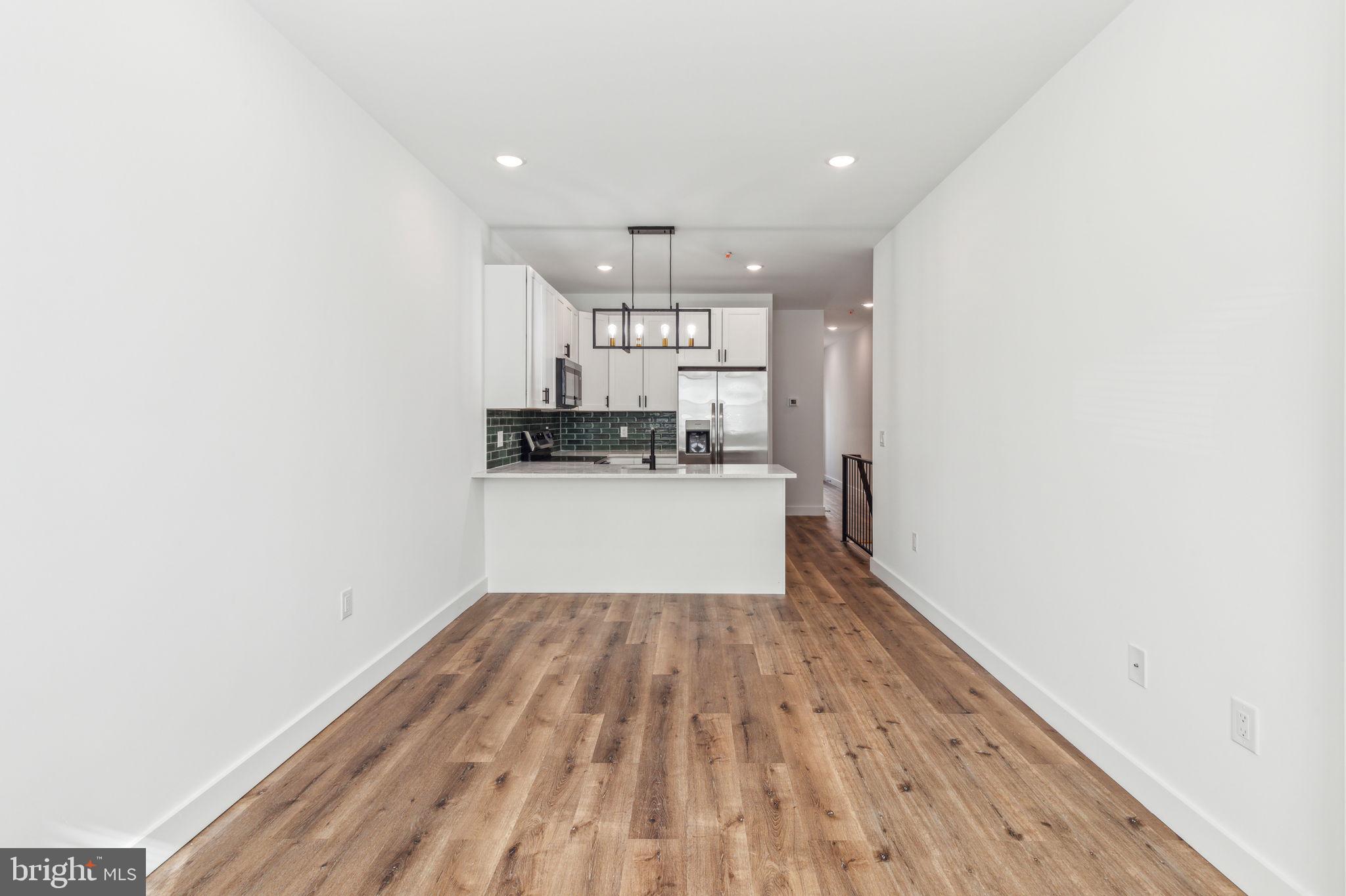 415 W YORK STREET 1