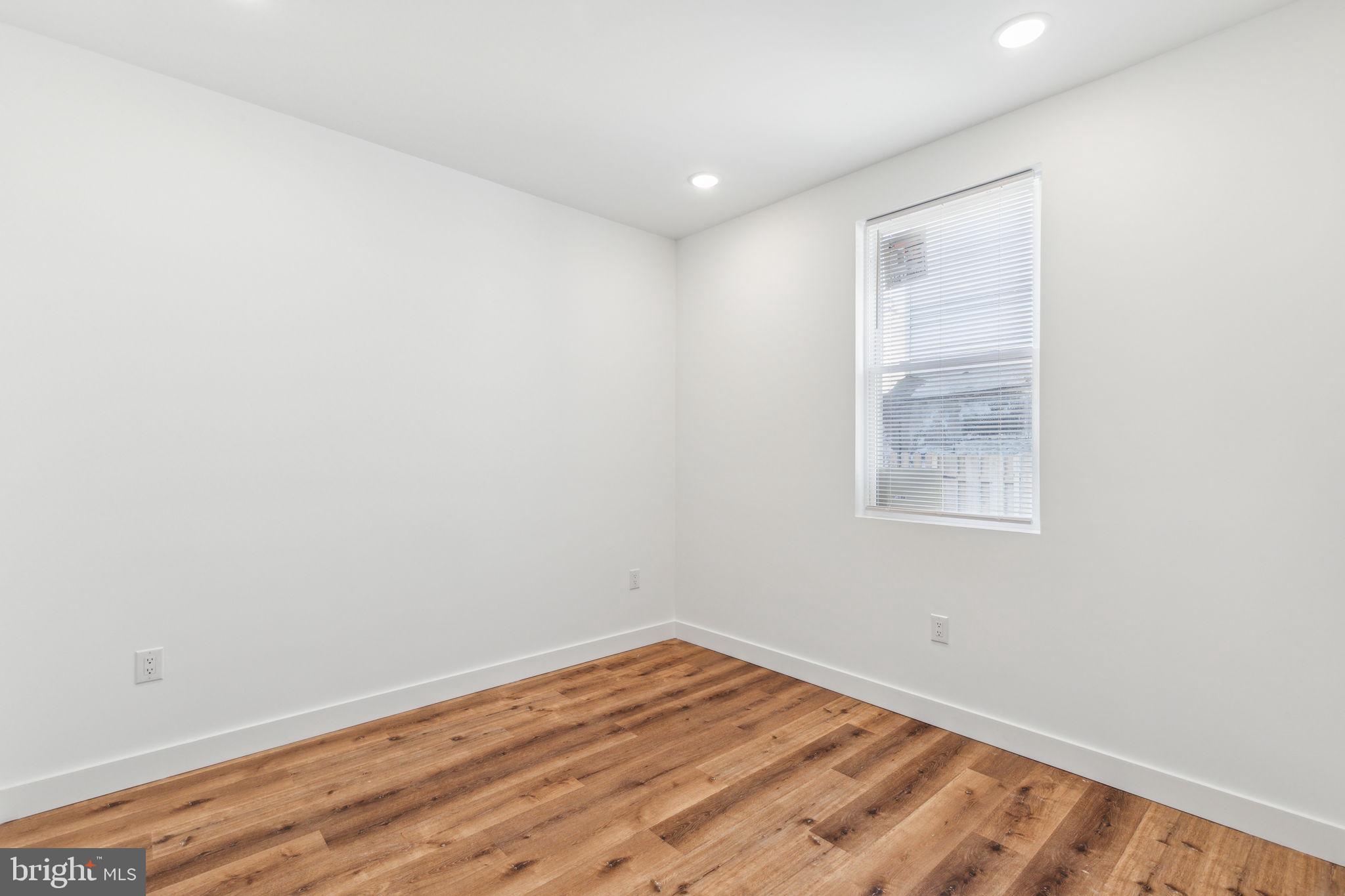 415 W YORK STREET 1