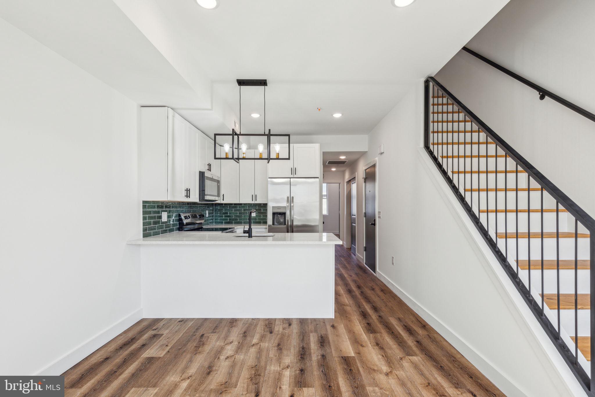 415 W YORK STREET 2