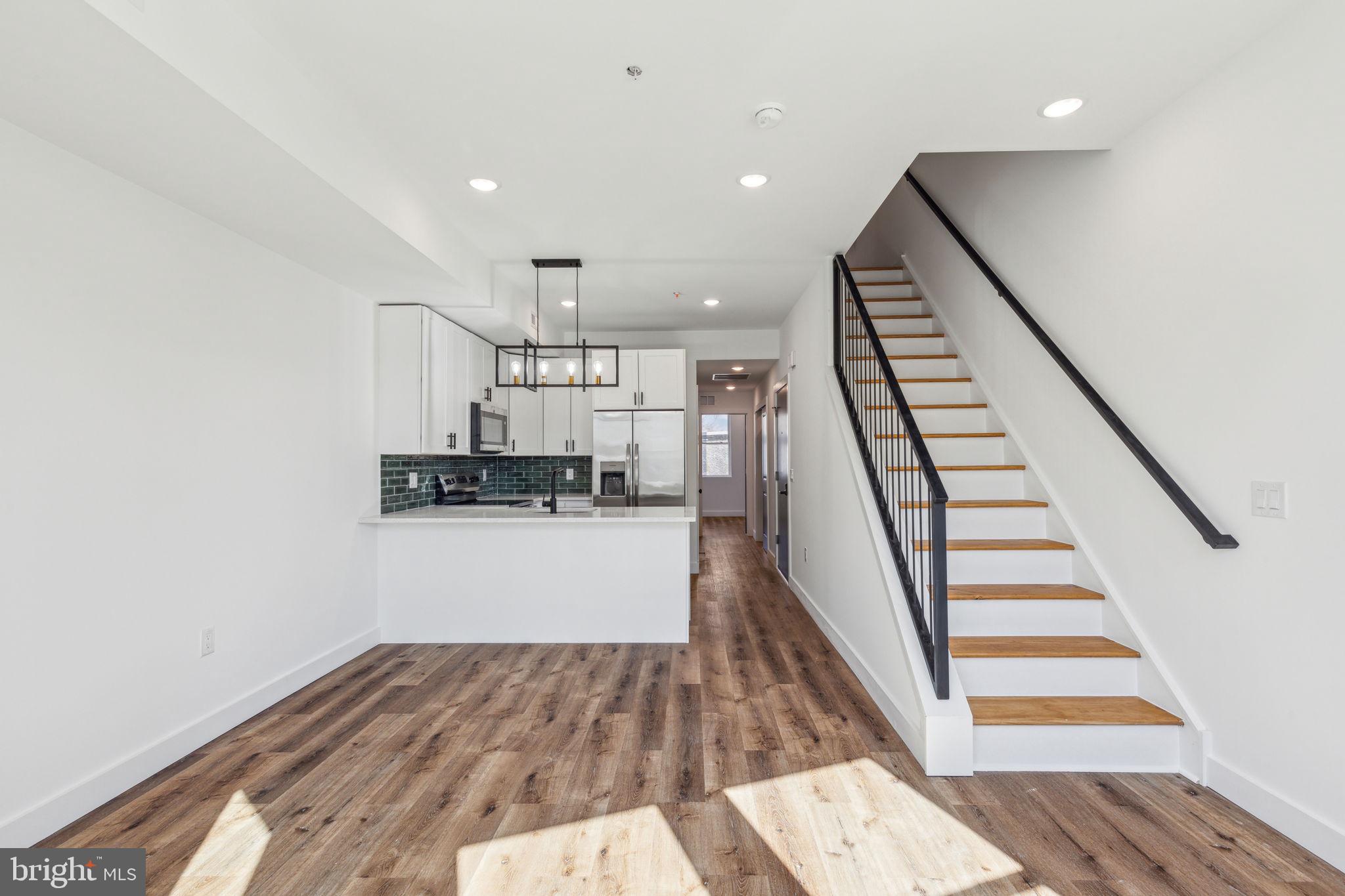 415 W YORK STREET 2