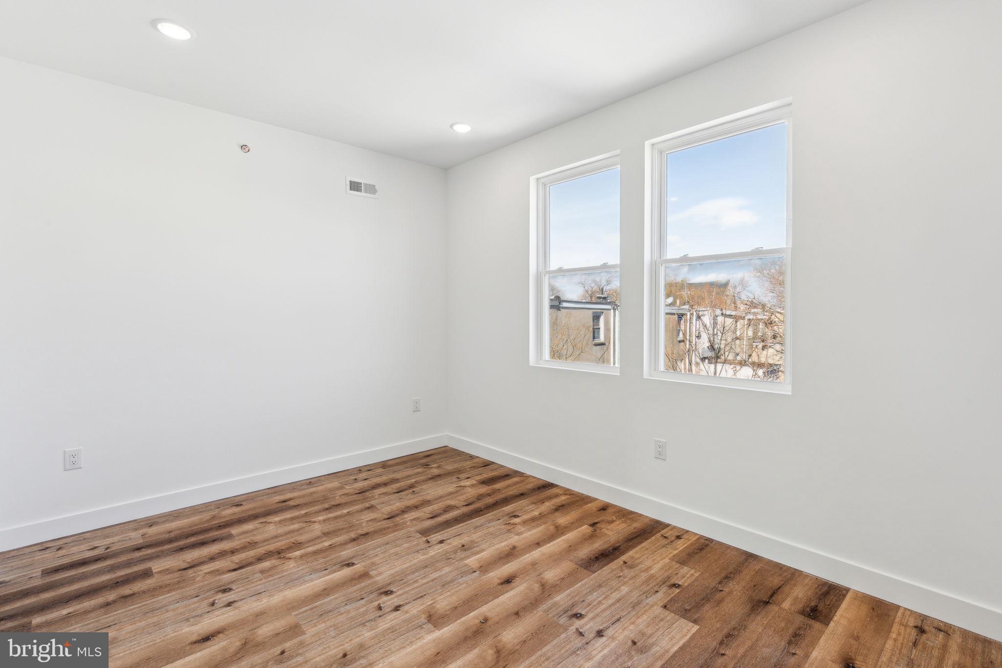 415 W YORK STREET 2