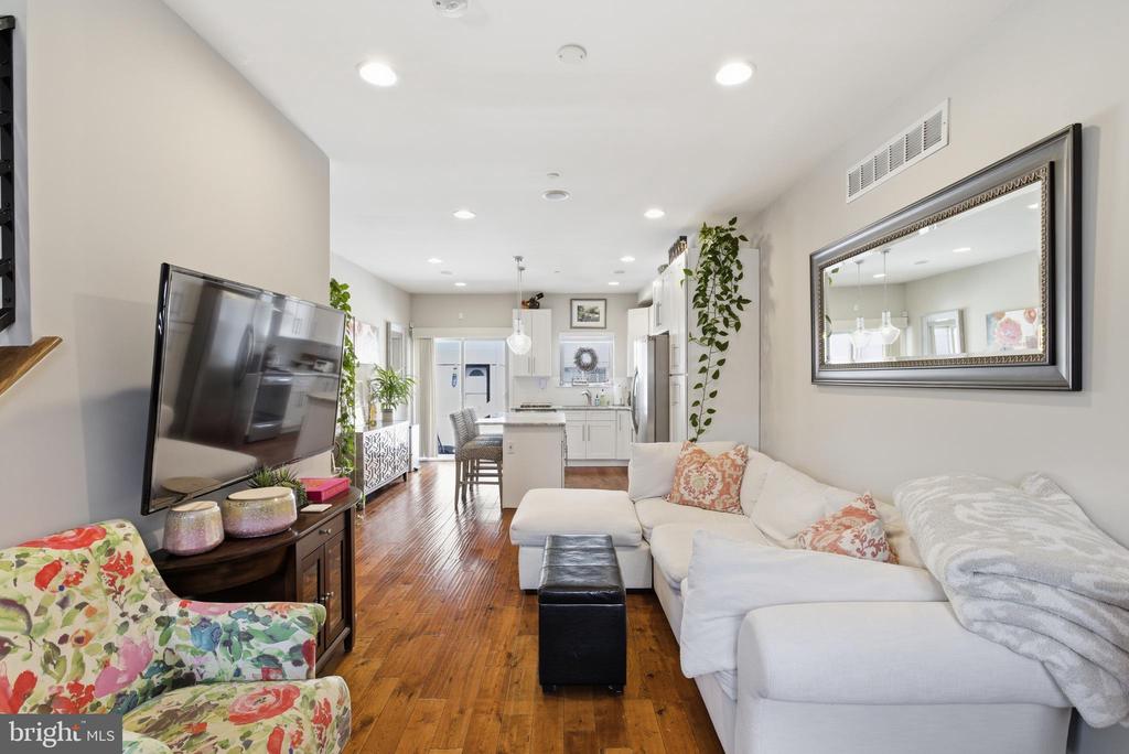 2249 KIMBALL STREET