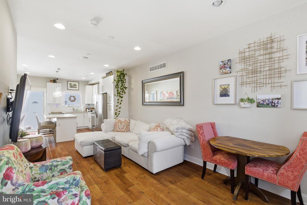 2249 KIMBALL STREET