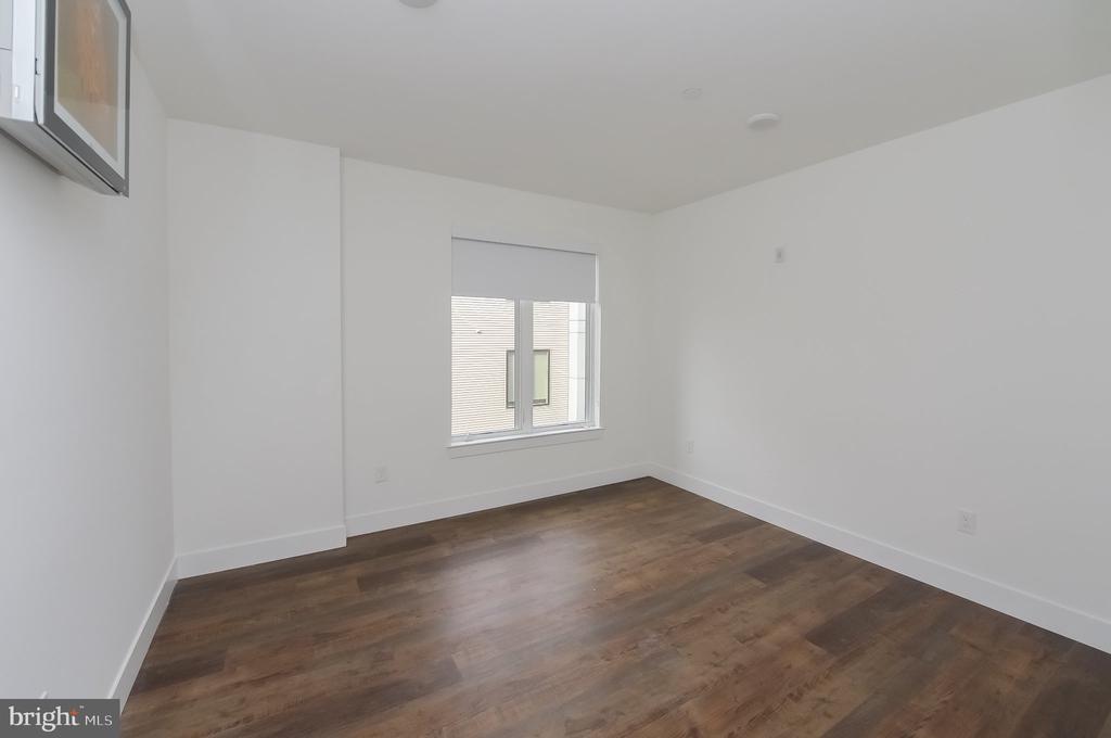 1203 GERMANTOWN AVENUE A316