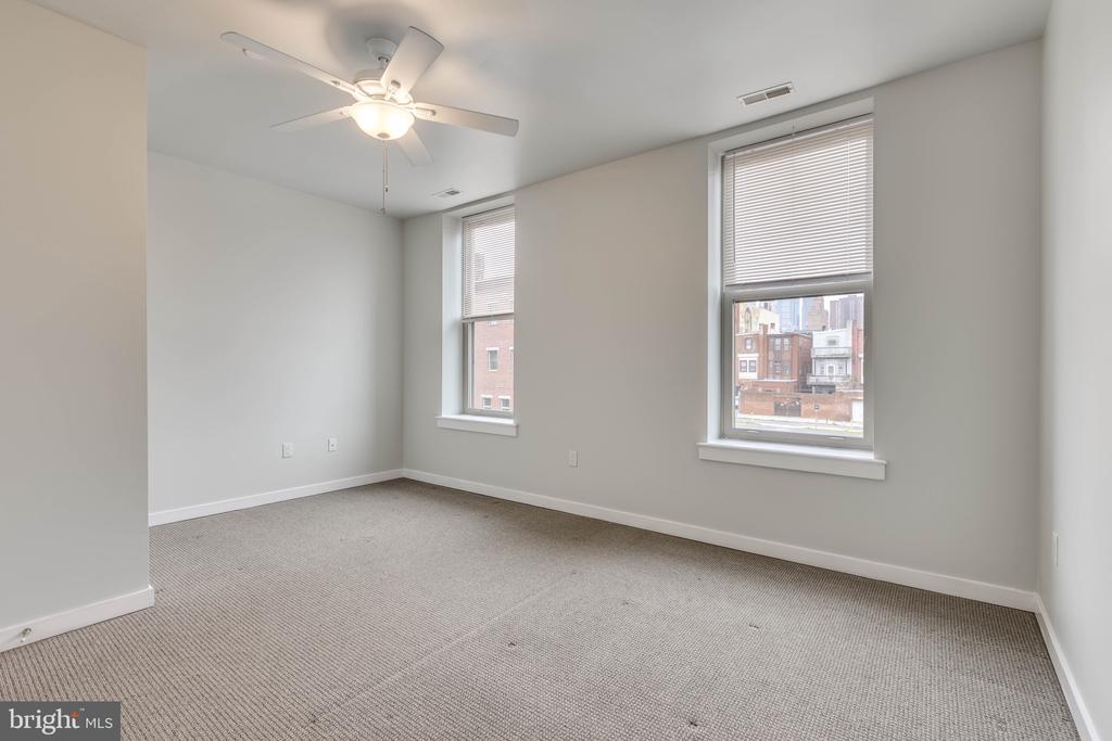 1418 CHRISTIAN STREET 2