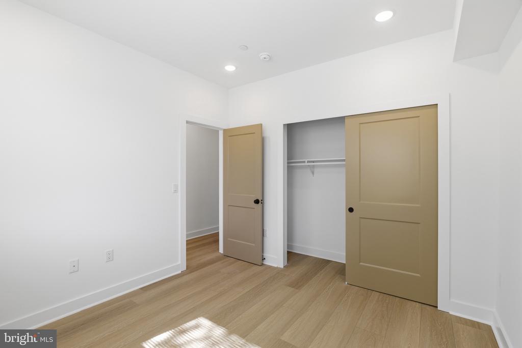 2505 N 11TH STREET 1