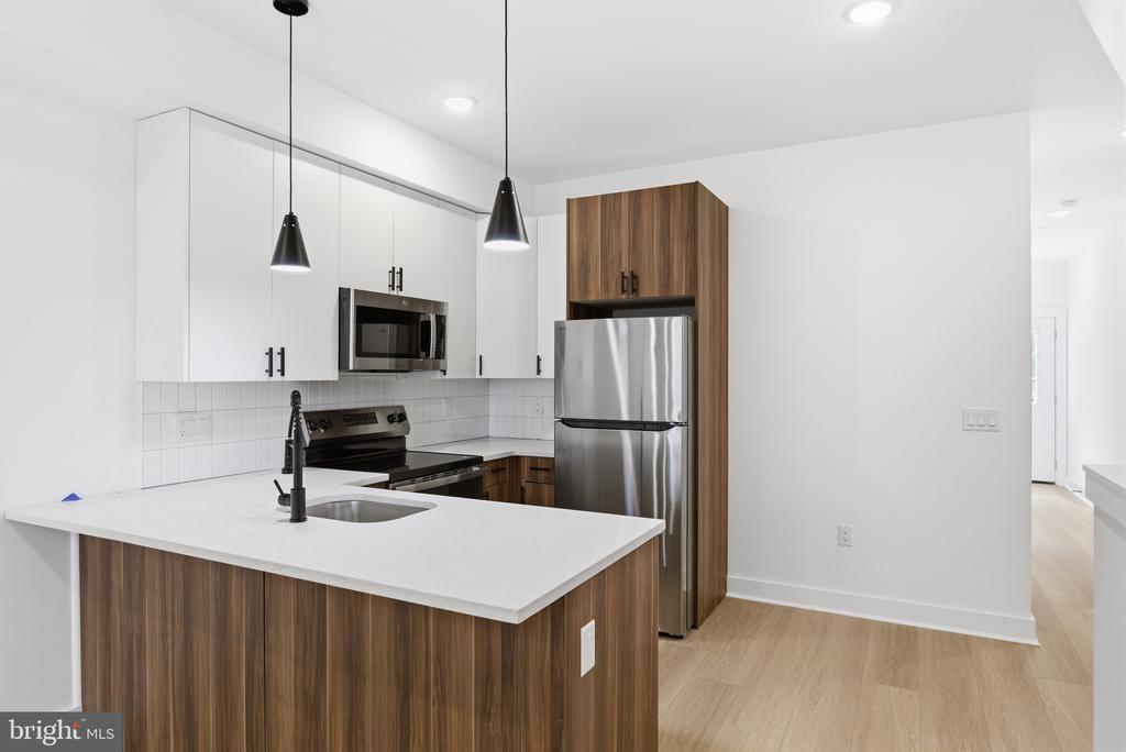 2505 N 11TH STREET 1