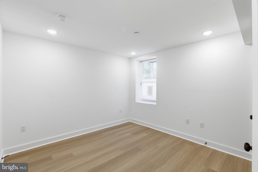 2505 N 11TH STREET 1