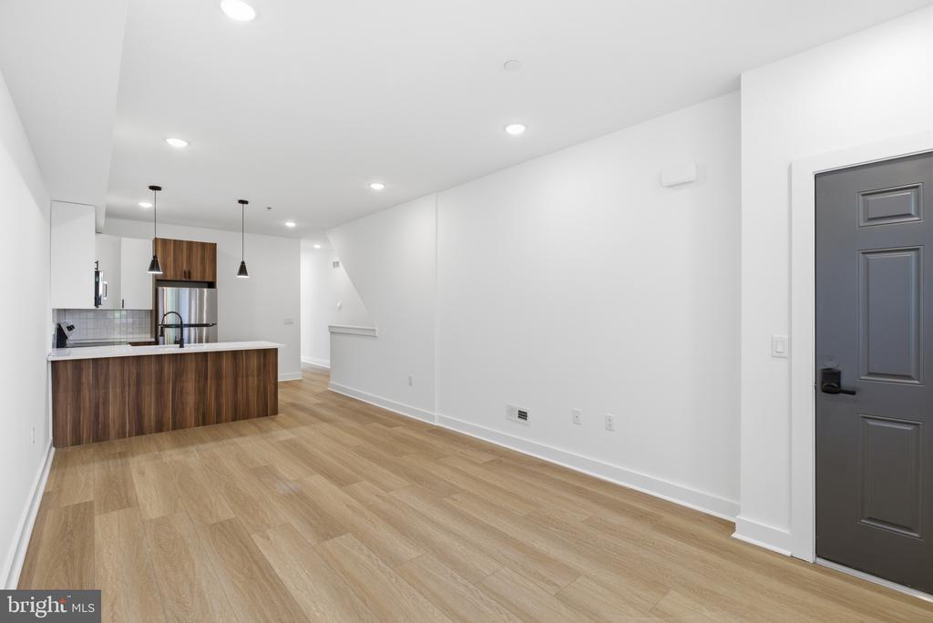 2505 N 11TH STREET 1