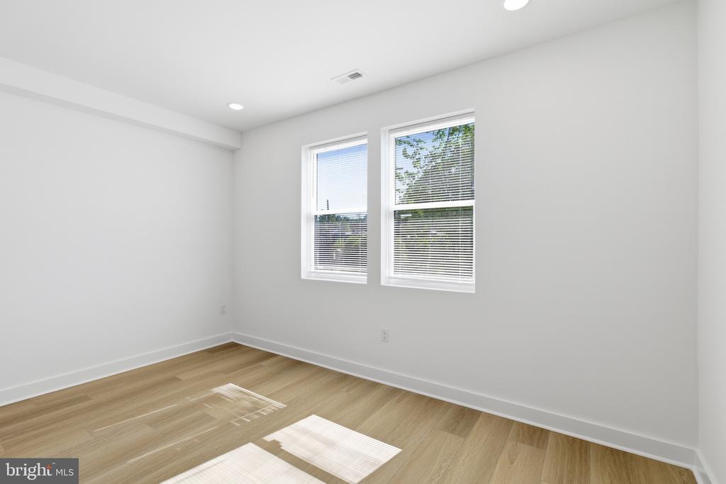 2505 N 11TH STREET 2