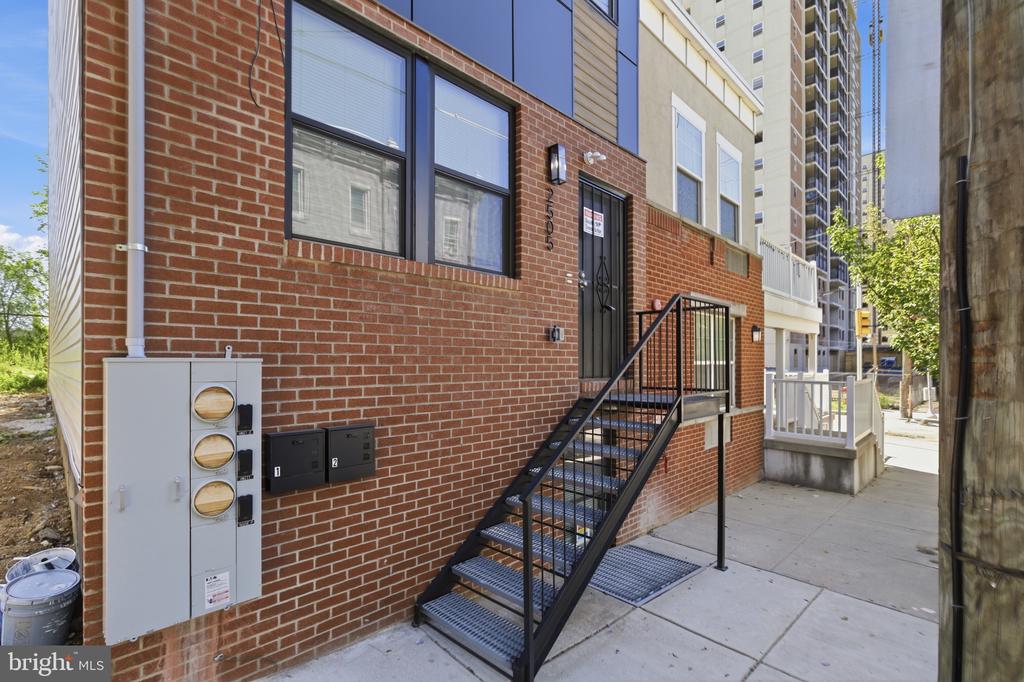 2505 N 11TH STREET 2