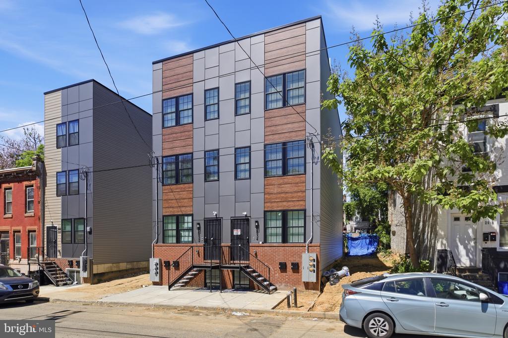 2534 N 11TH STREET 1