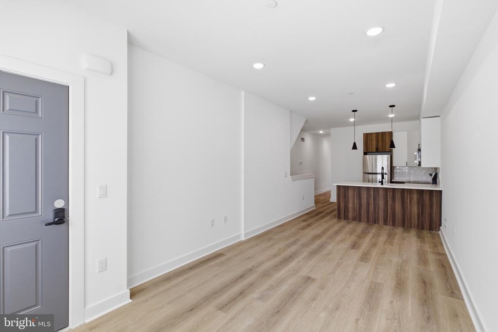 2534 N 11TH STREET 1