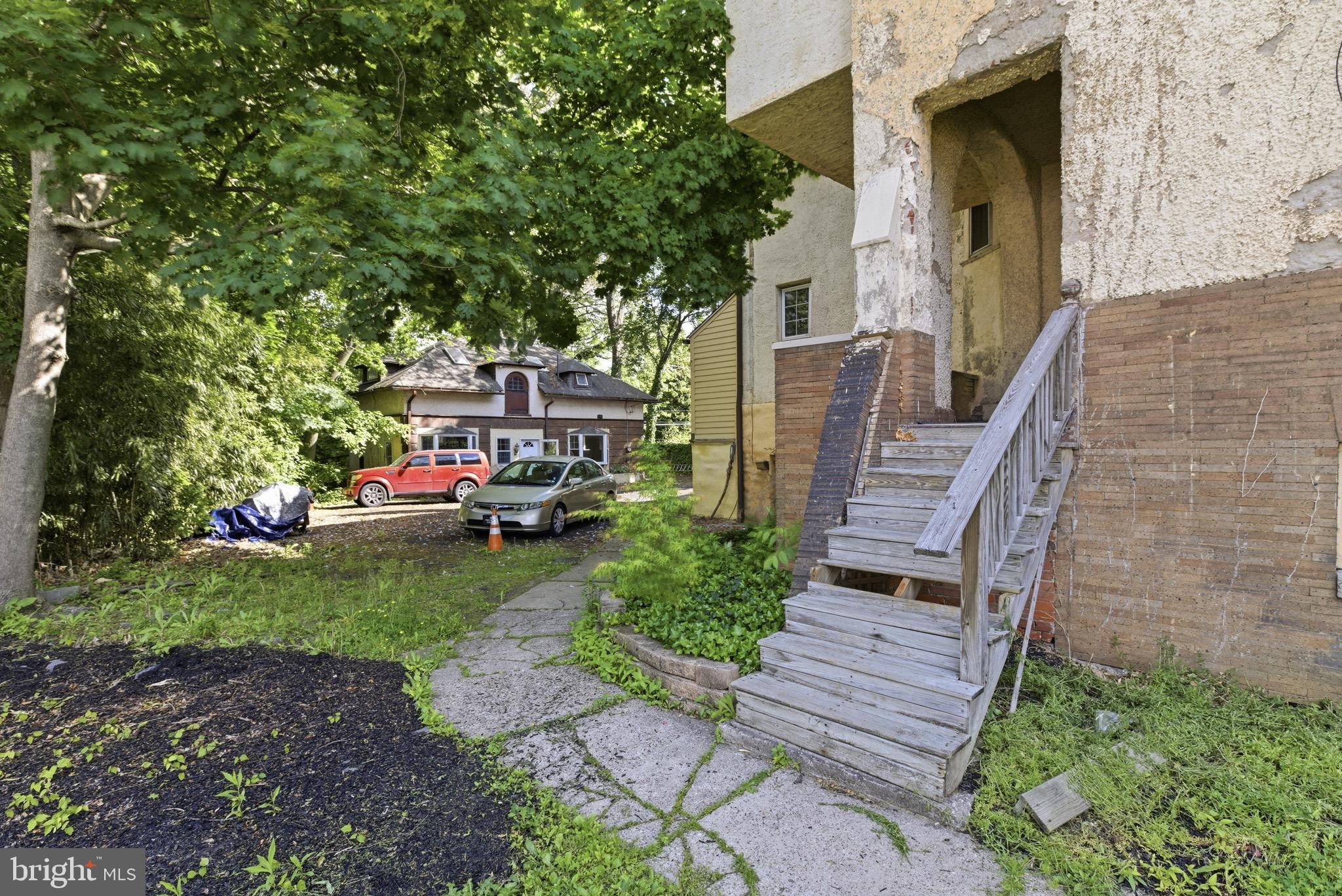 5939 DREXEL ROAD FL-1