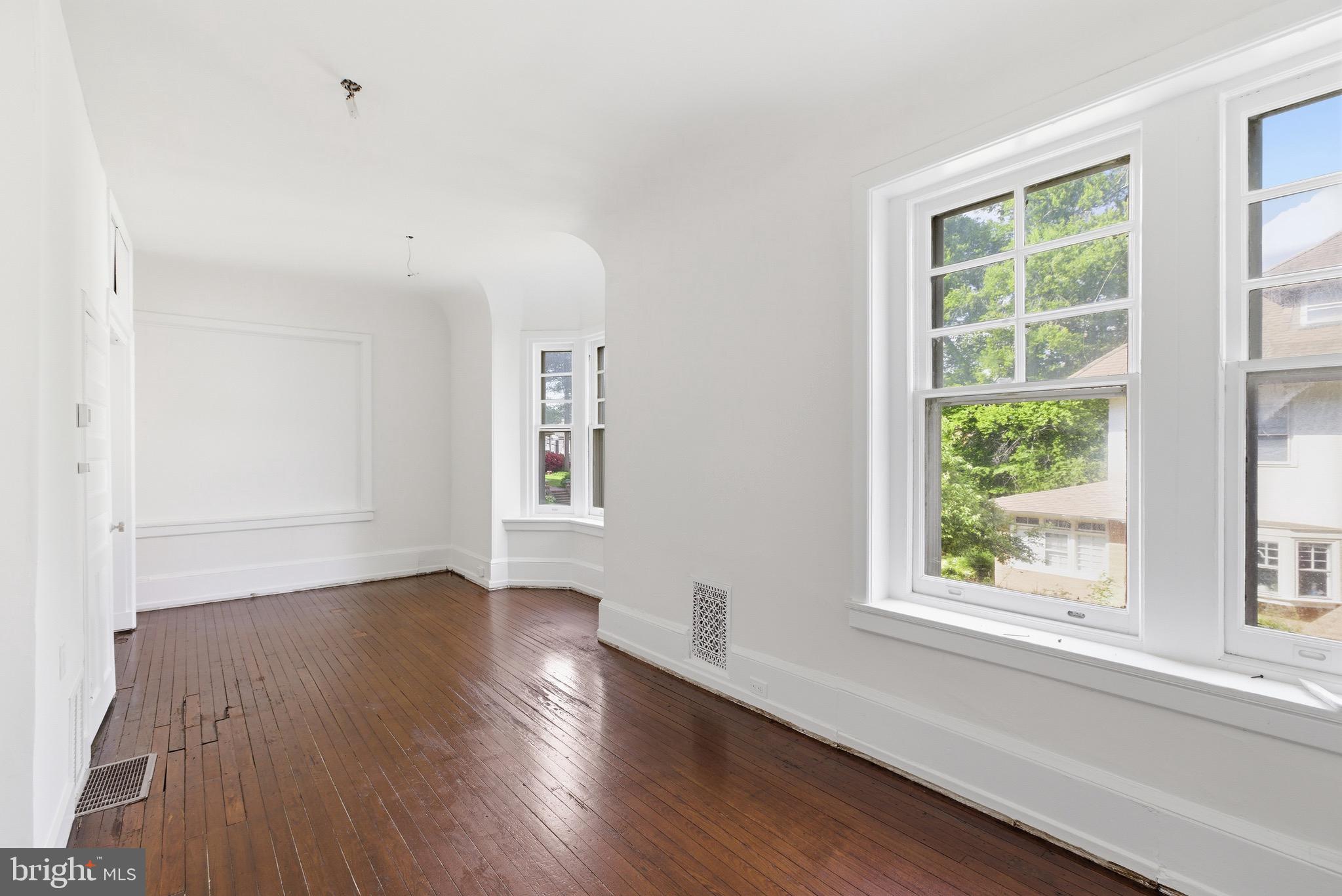 5939 DREXEL ROAD FL-1