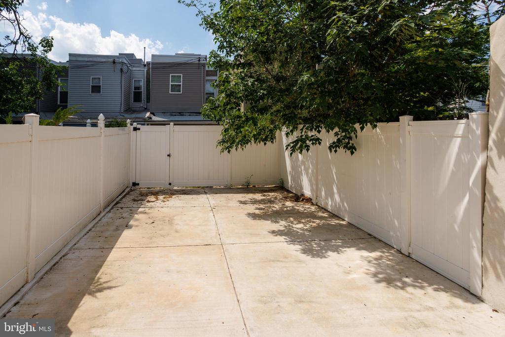 1252 S 28TH STREET