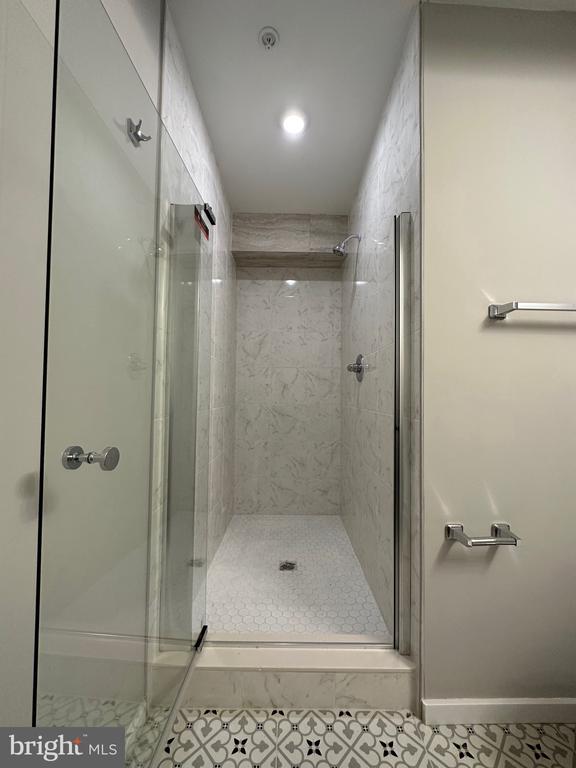 1225 W DAUPHIN STREET 3