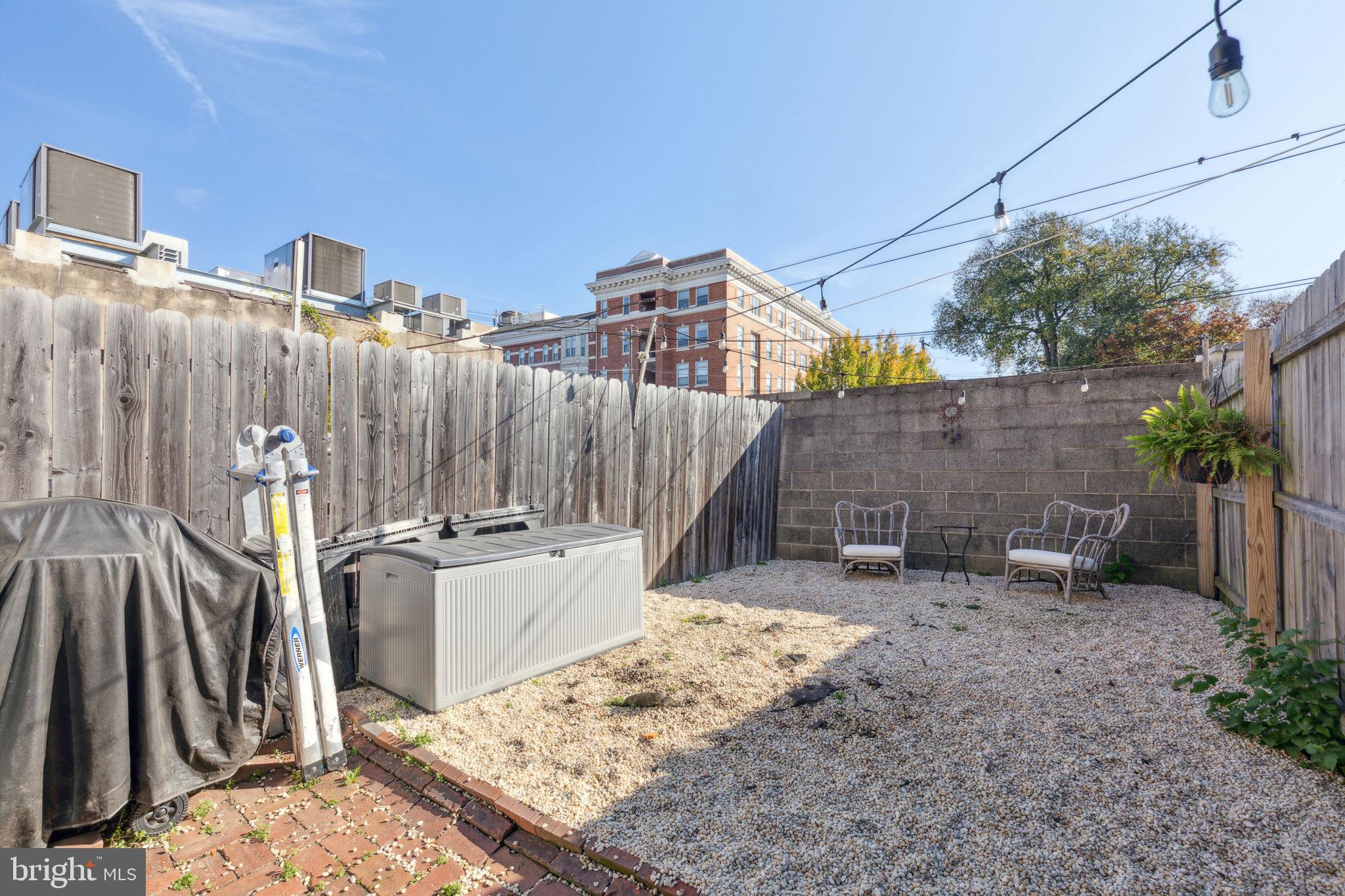 1731 BLAIR STREET