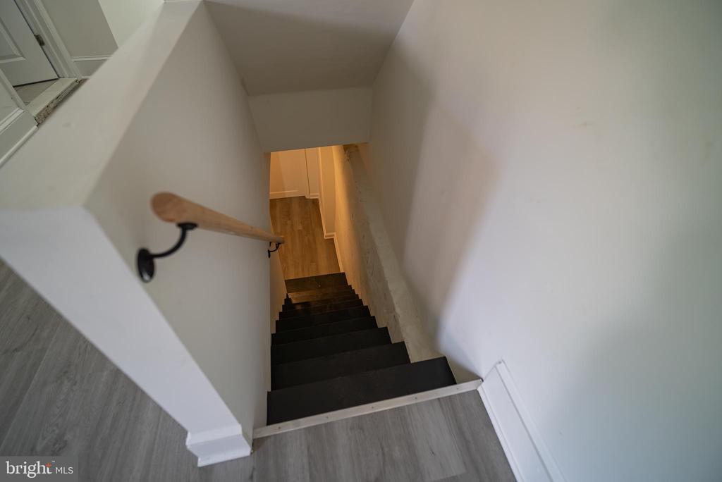 2410 WHARTON STREET 1ST FLOOR