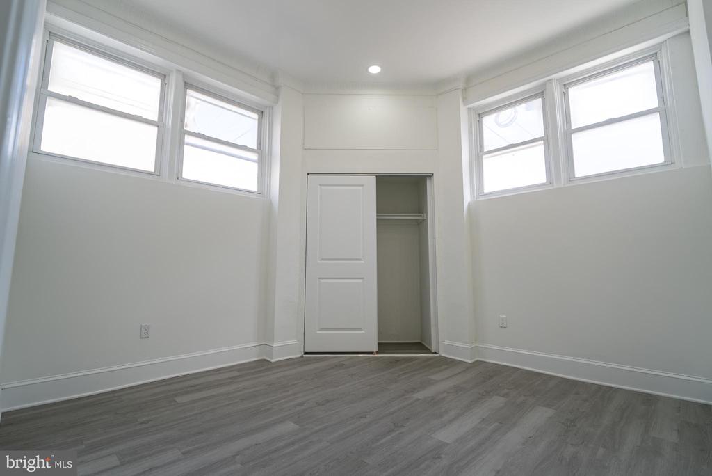2410 WHARTON STREET 1ST FLOOR