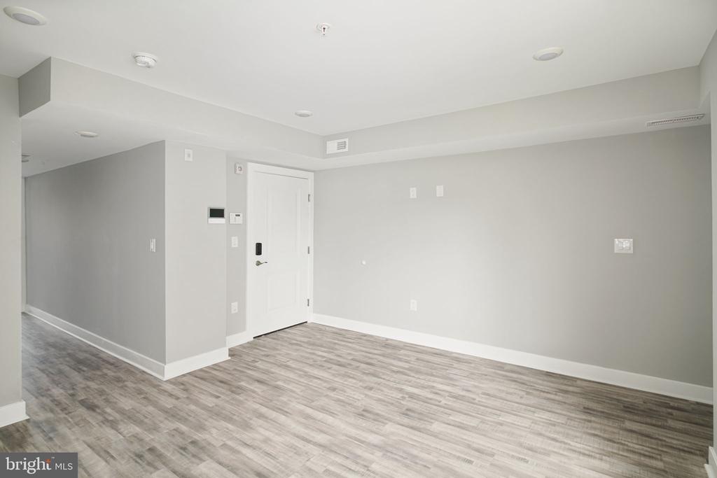 1443 N 8TH STREET 3