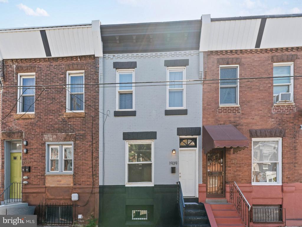 1939 S 23RD STREET