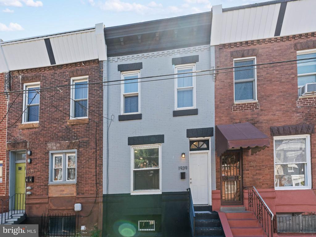 1939 S 23RD STREET