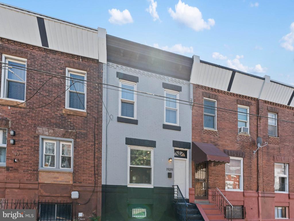 1939 S 23RD STREET