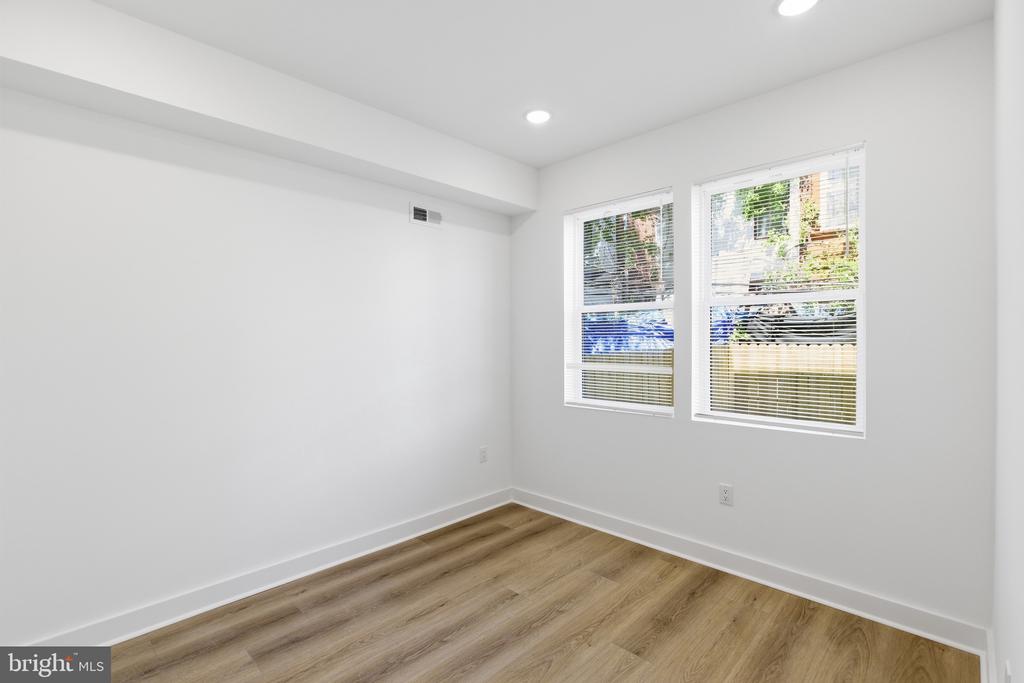 2532 N 11TH STREET 1
