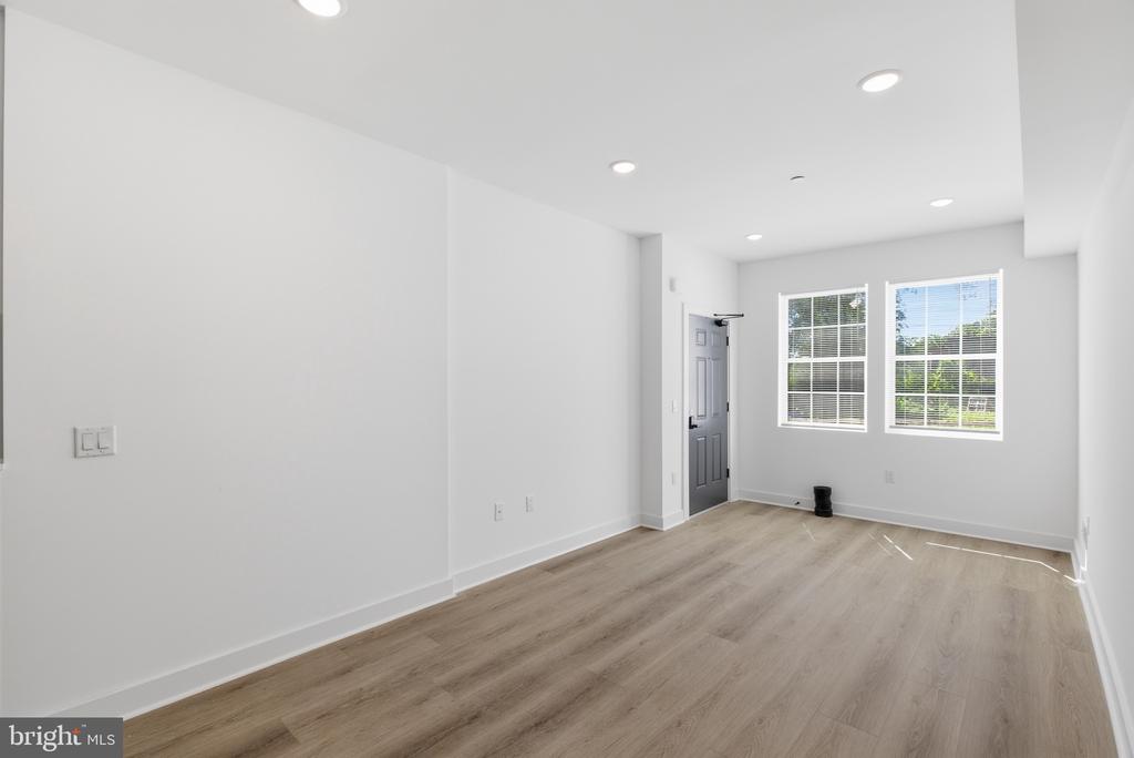 2532 N 11TH STREET 1