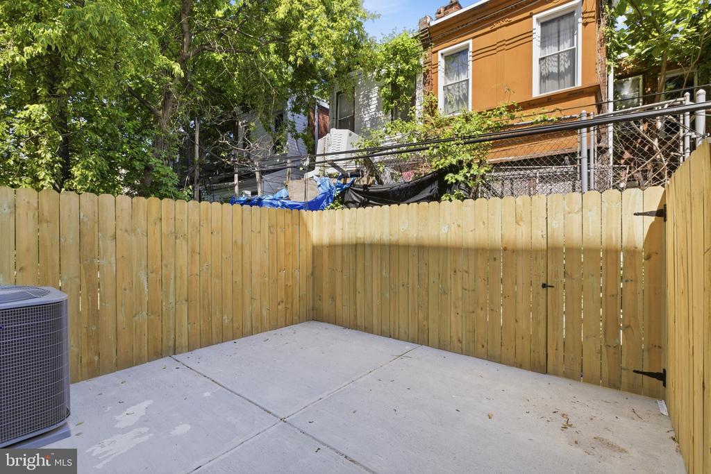 2532 N 11TH STREET 1