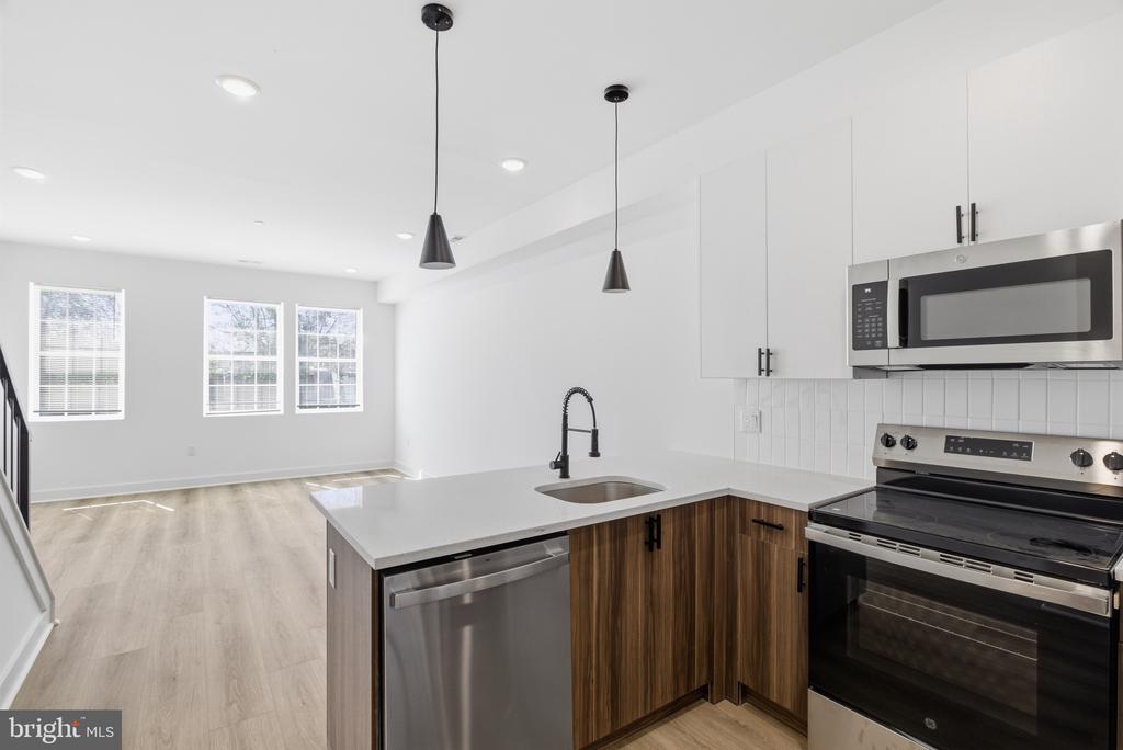 2532 N 11TH STREET 2