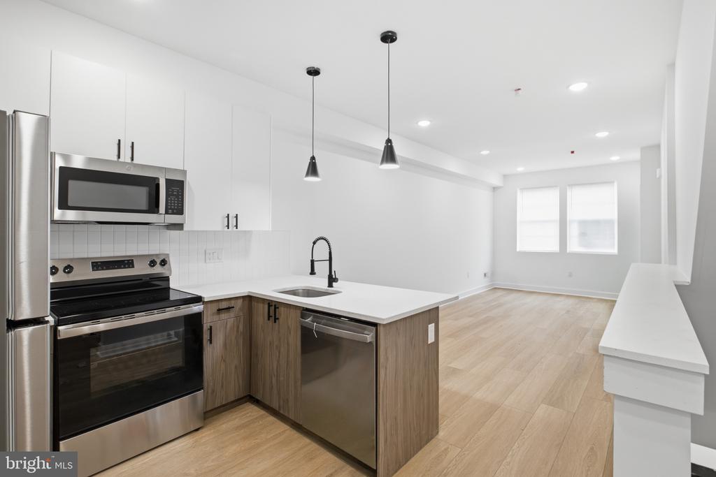 2503 N 12TH STREET 1