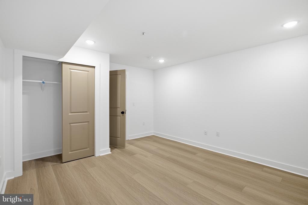 2503 N 12TH STREET 1