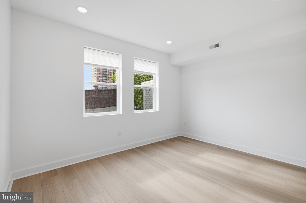 2503 N 12TH STREET 2